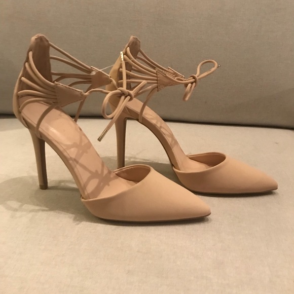 Charlotte Russe beautiful stylish shoes 🌸 - Picture 3 of 7